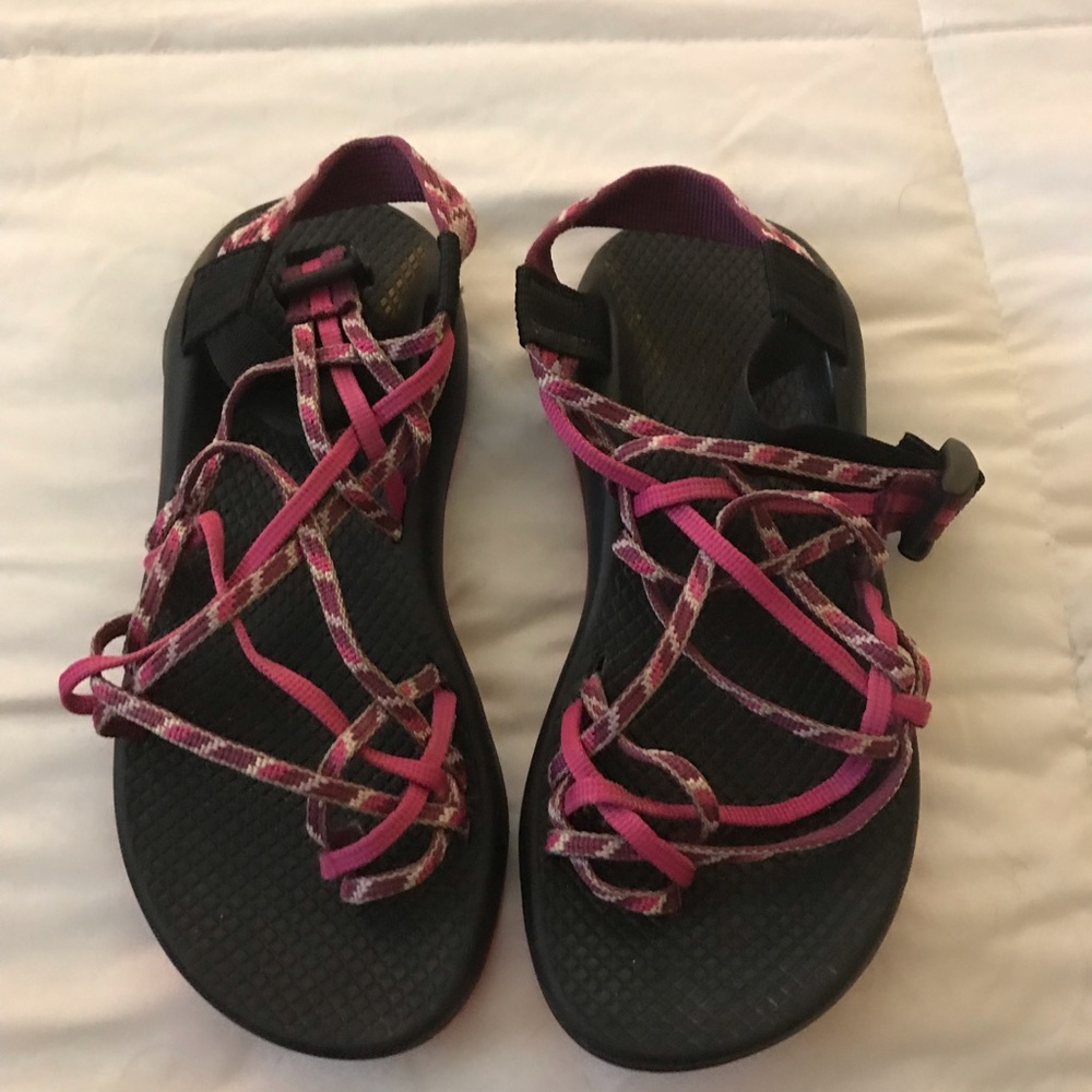 Women’s Chacos size 7